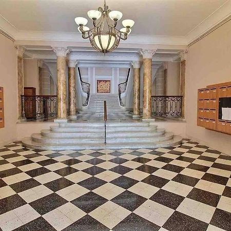 Beautiful Garden Apartment Steps From The Beach Menton Bagian luar foto