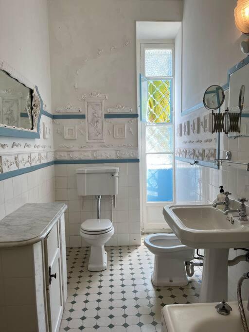 Beautiful Garden Apartment Steps From The Beach Menton Bagian luar foto